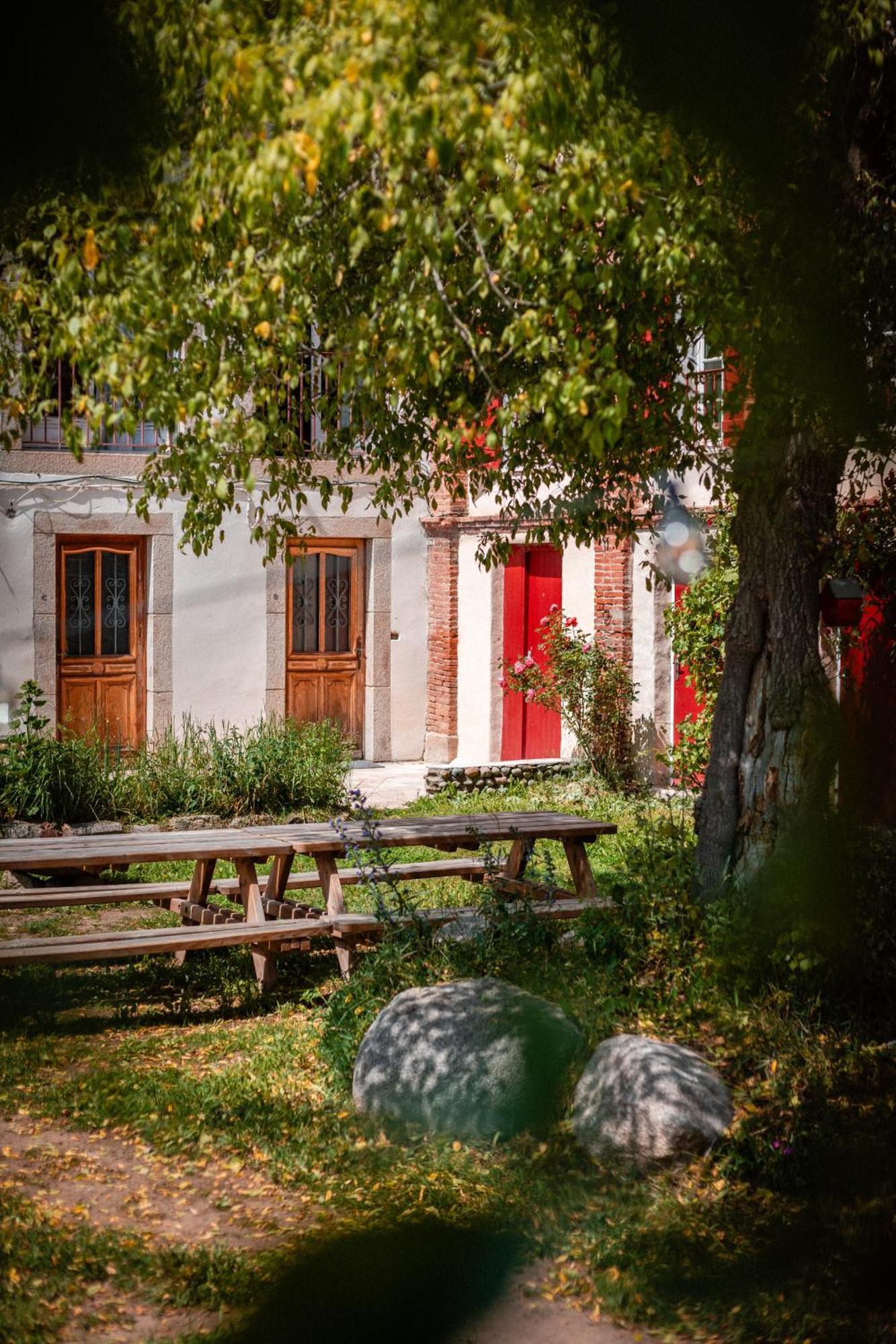 La Grande Maison Rouge Angoustrine Eksteriør bilde